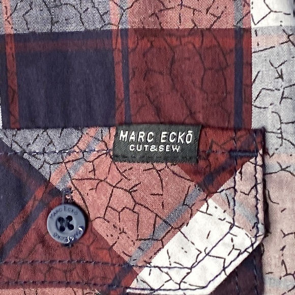 Marc Ecko Cut&Sew button up gingham plaid shirt Size M/M - Picture 3 of 5